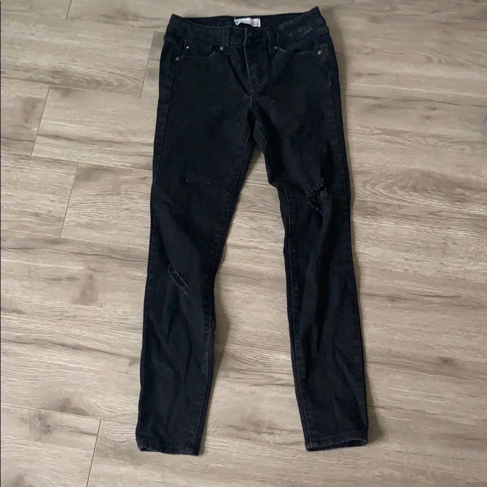 Black knee- ripped RSQ jeans